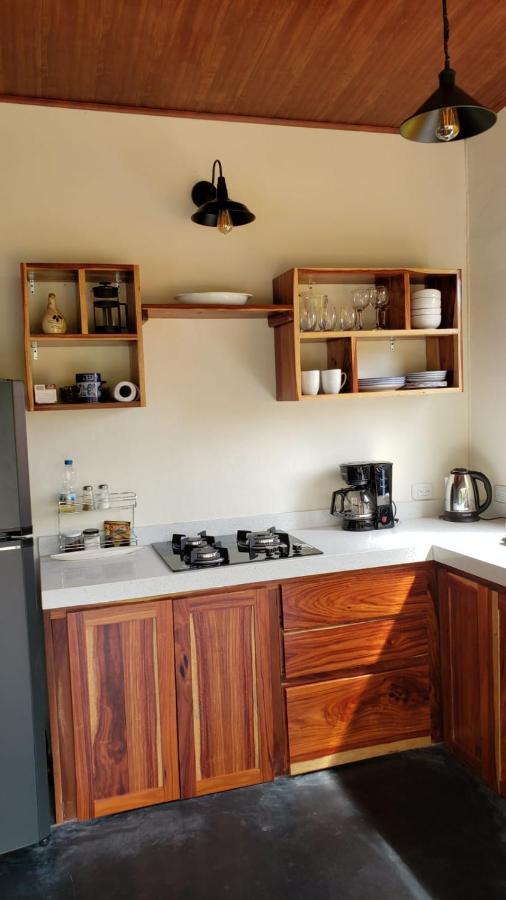 Cabina Brisa Escondida - Walking Distance From River Savegre Exteriör bild